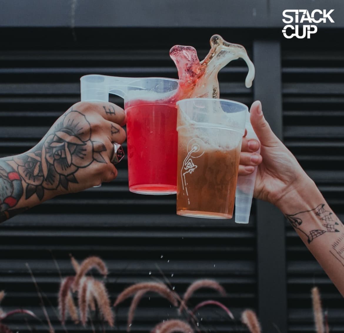 Side by side comparison of a simple logo cup vs a full wrap art cup